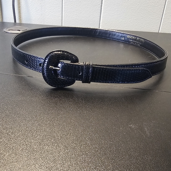 Bergdorf Goodman Made In Italy Women's Belt Size M but Fits Small - Picture 1 of 6